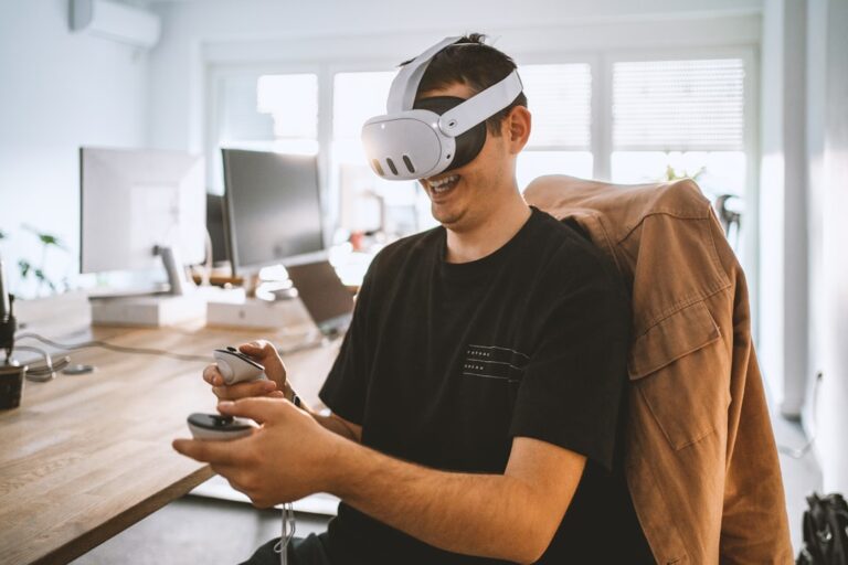 Virtual Reality: Transforming Entertainment and Business Experiences